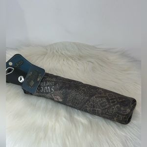 NWT HARRY POTTER DELUXE LARGE 42 IN UMBRELLA BIOWORLD